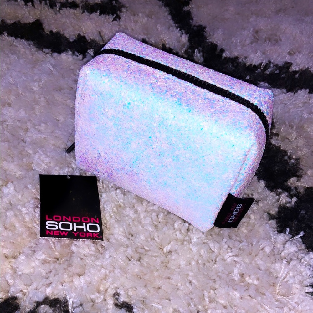 SOHO Beauty London New York Cosmetic Case